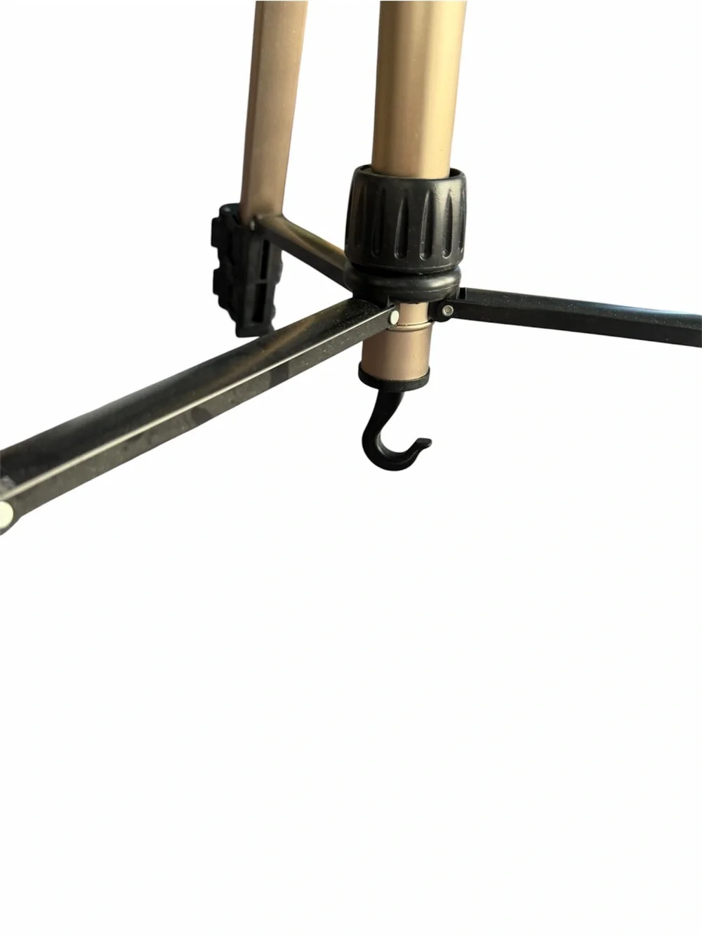 Vivitar V-2400GX Extendable Camera Tripod with 3-Way Pan Head & Carrying Hook